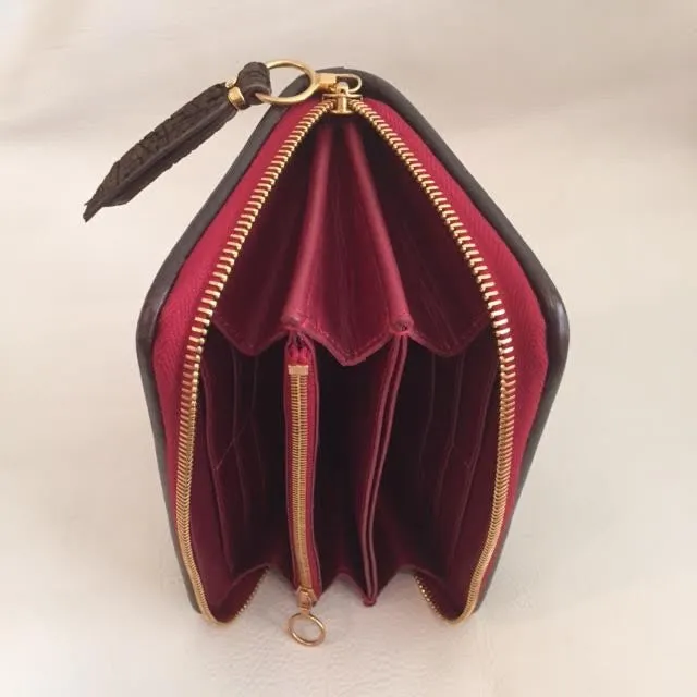 Large Zipper Wallet in Dark Brown Hippo Leather